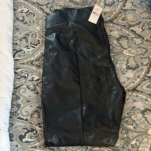 LOFT Sleek Black Pencil Skirt